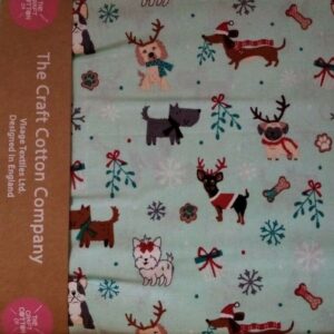 Craft Cotton Christmas Print Fabric FQ & 1/2m 100% cotton Traditional Stags Dogs