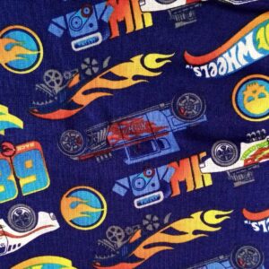 Boys Retro Hot Wheels Toy cars Racing Fabric FQ & 1/2m badges icons 100% cotton