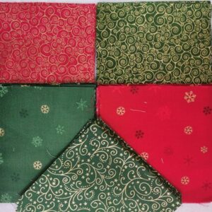 Makower Christmas Fabric Charm Packs Various designs Scandi Festive Fun Foliage Santa Snowmen 36-64 squares 5 inch DIY baby cot lap blankets - Red/Green mix 40 sq