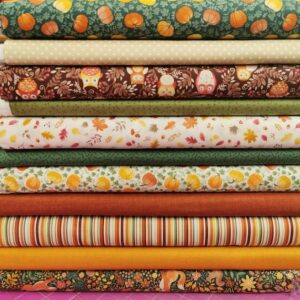 Makower Hello Autumn Fabric Warm Tonals colours Foxes Owls Pumpkins foliage available as  Fat quarter 1/2yrd FQ packs 100% cotton UK stock